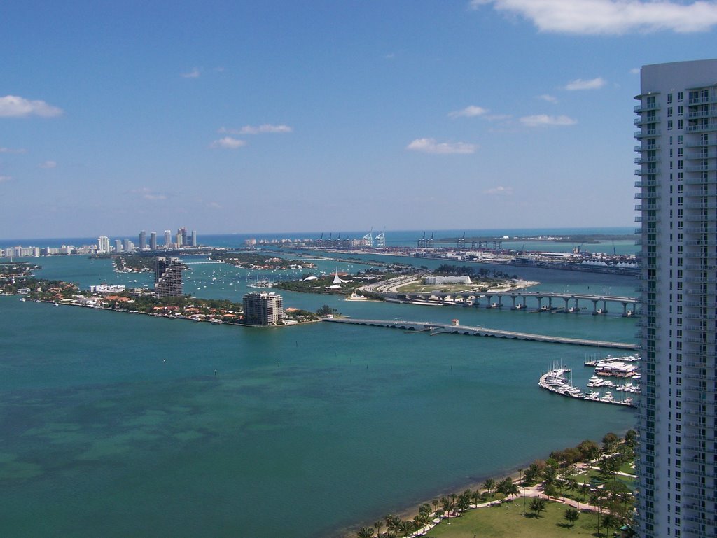 Port of Miami from Paramount Bay 2 by CampaignForLibertydo…