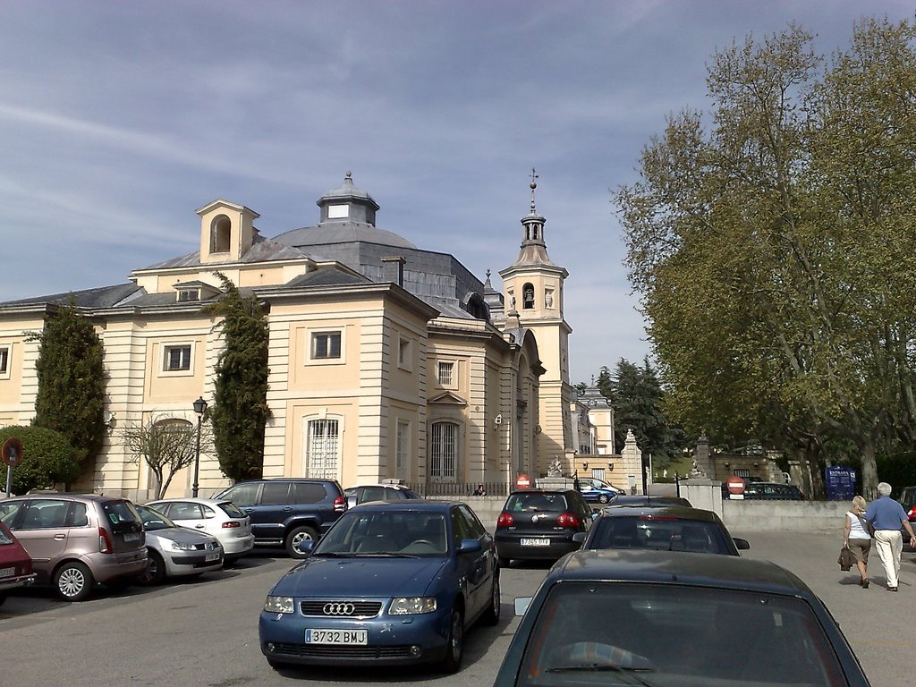 Residencia oficial de Francisco Franco en el Pardo. by triple ccc