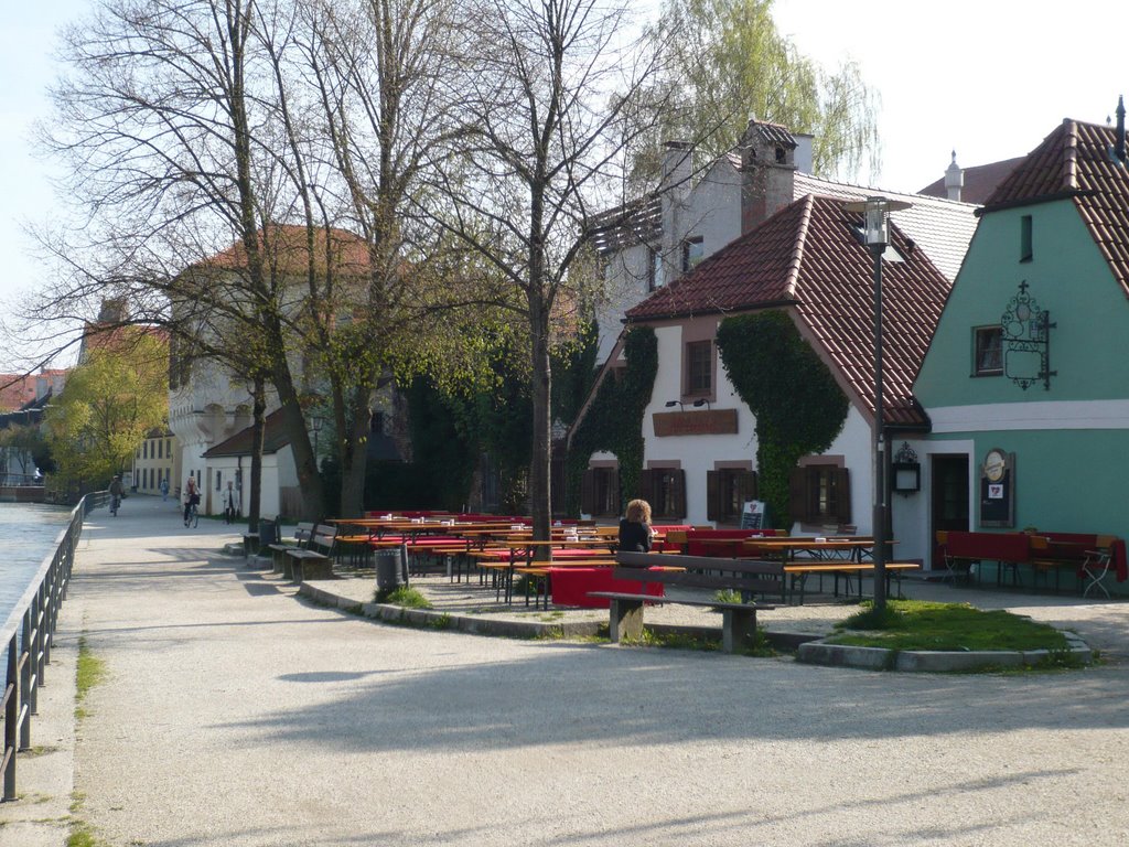 Biergärten an der Isarpromenade by chnokfir