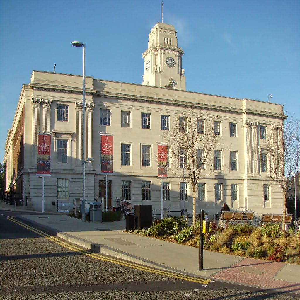 Town Hall from Shambles Street 1, Barnsley S70 by 6by7en