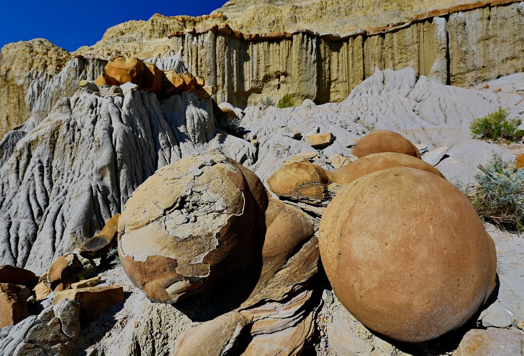 Canon Ball Concretions by ags83642