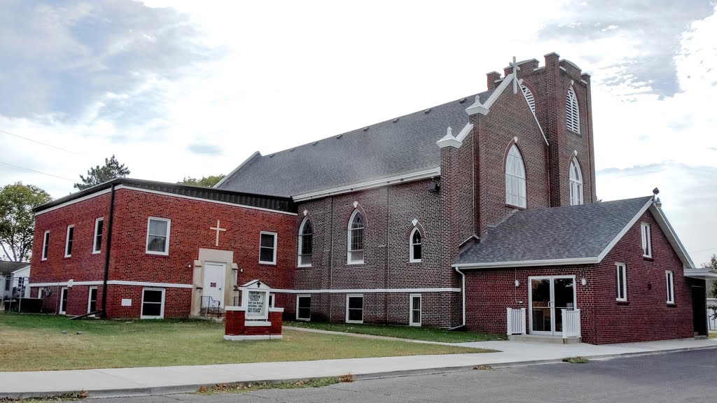 Taylor Lutheran Church by D200DX