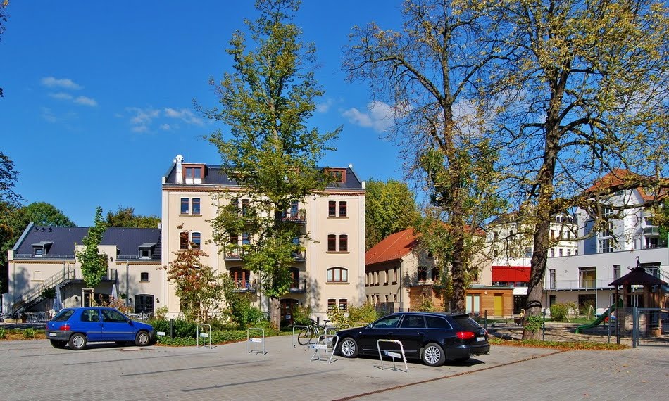 Gohlis-Süd - Alte Mühle von Hinten - Kindertagesstätte rechts - Eingang Poetenweg - Leipzig! by Milan66