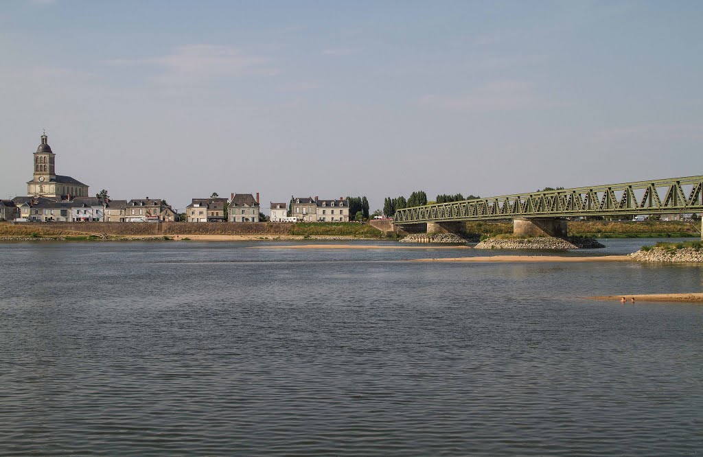 Saint Rémy-la-Varenne - Vue sur Saint Mathurin-sur-Loire by Elymalijo