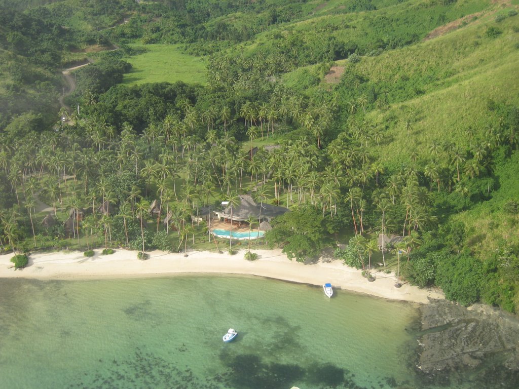 Mango Bay, Viti Levu by catlin.wolfard