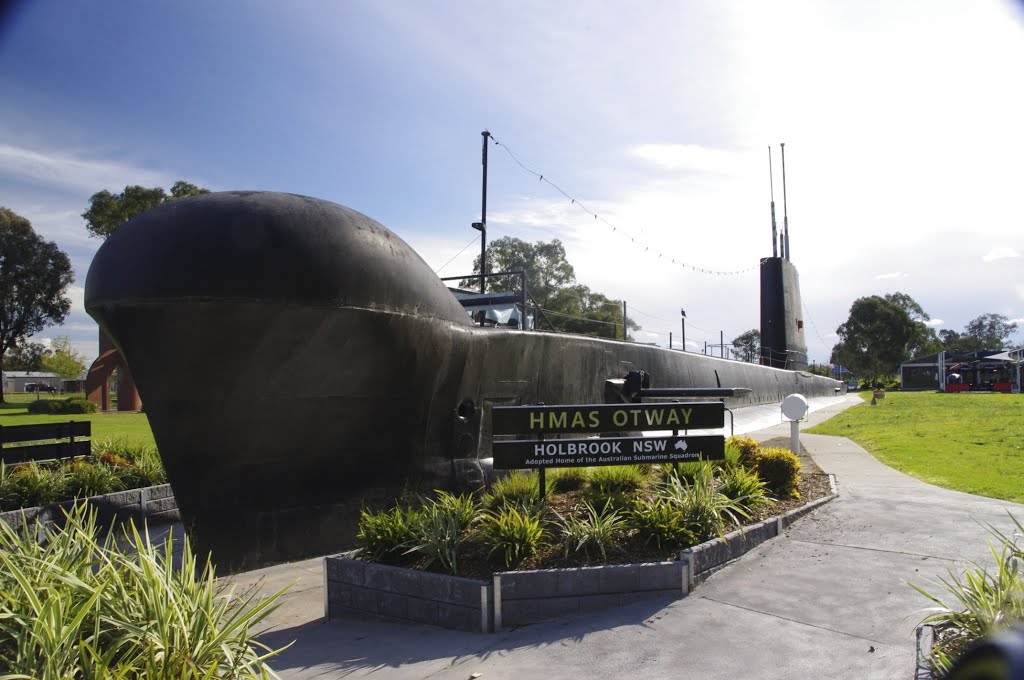 HMAS Otway, constructed of steel and glass reinforced plastic, now resides in Holbrook by snucklepuff