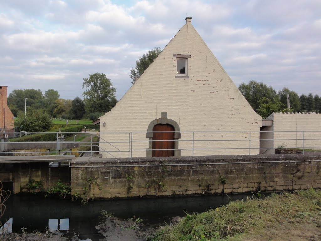 Watermolen Sint-Gertrudis-Pede by Poussemousse