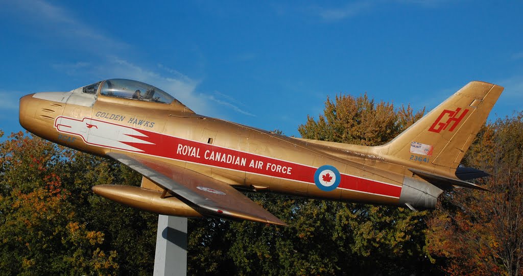 RCAF 23641 - CF-86 Golden Hawk Sabre Jet Display by DFW_Rider_01