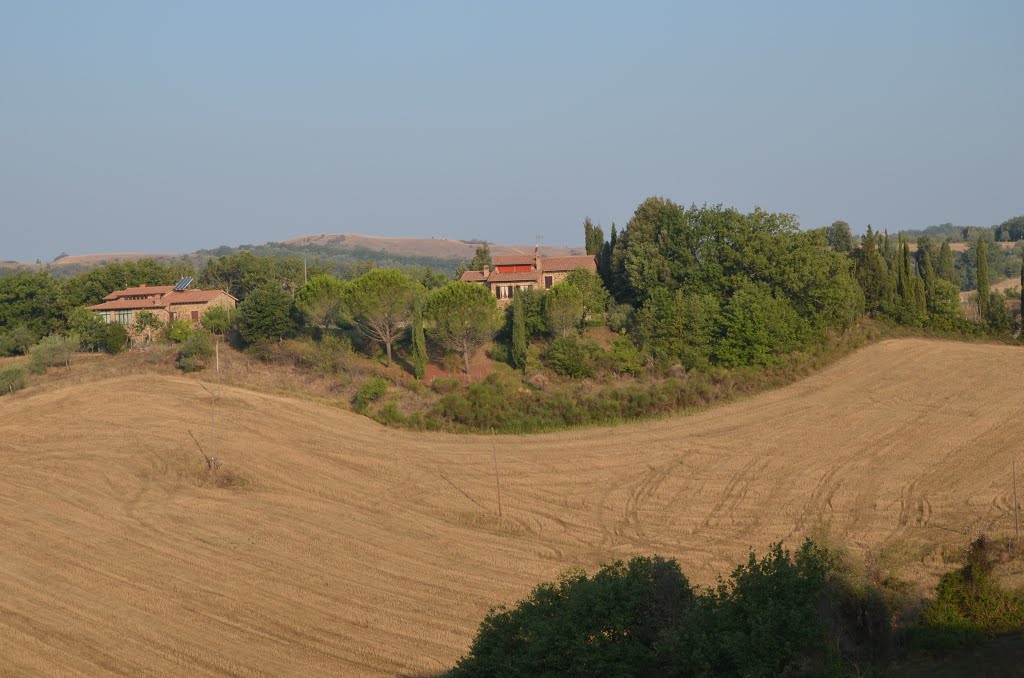 San Giovanni d'Asso (Italie) by Naru Kenji