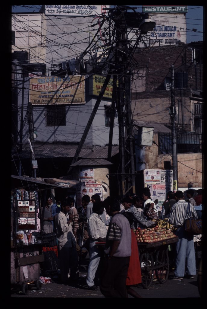 Pahar Ganj, Delhi. India by christopher vincent