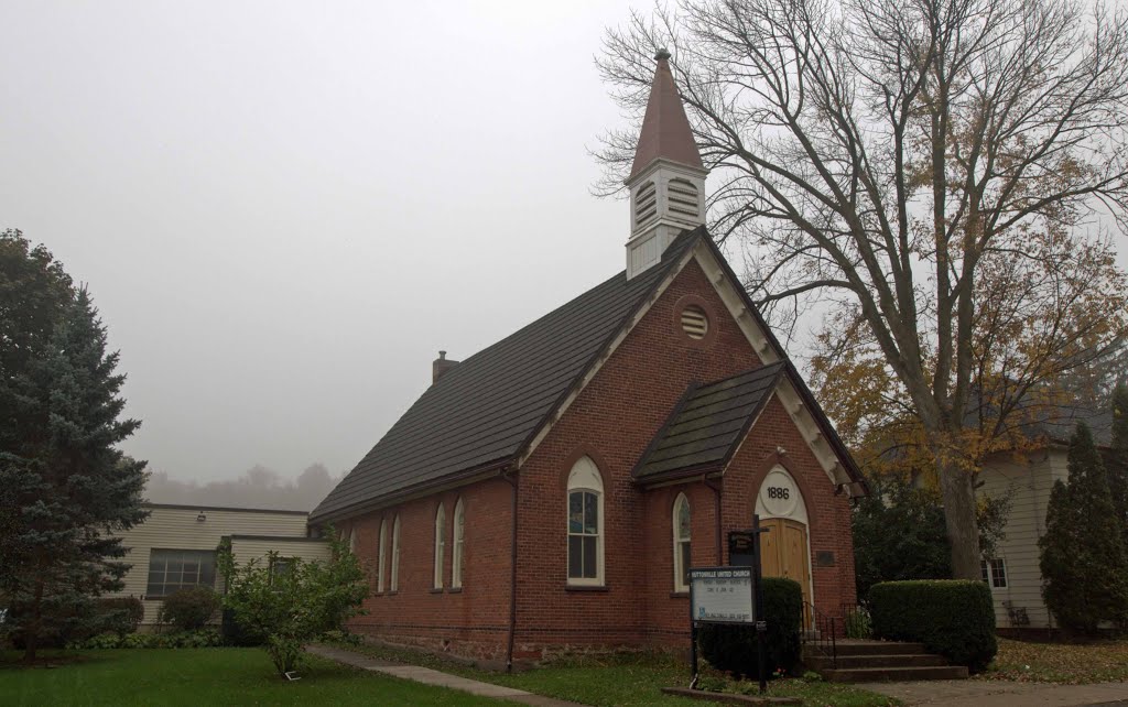 Huttonville United Church-Brampton Ontario by flodor