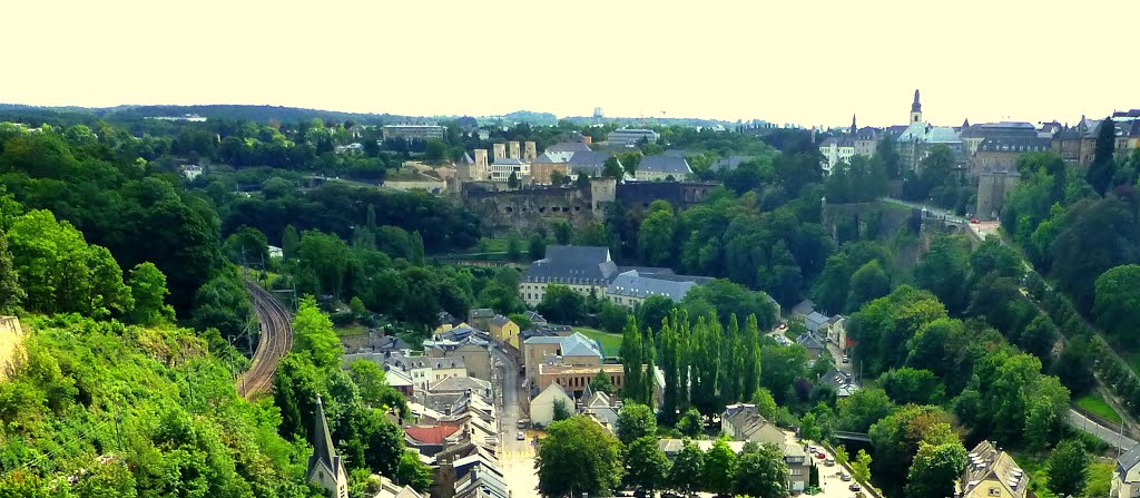 Luxemburg-Grund – Tal der Alzette - Vallée de l'Alzette by giggel