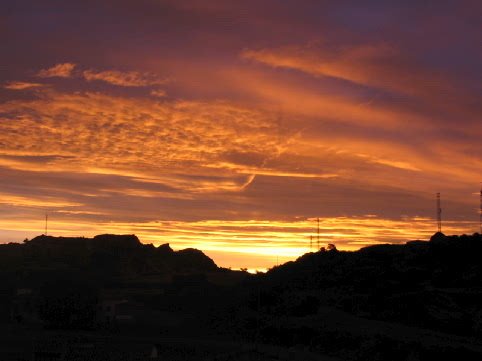 A trenc d'alba Albelda-Huesca by josava