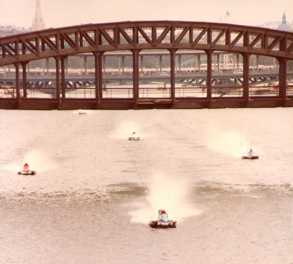 Race for motor boats on the River Seine: 1982 by pivapao