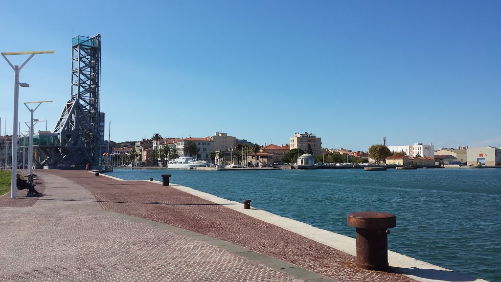 Parc de la navale la Seyne sur mer by liovar