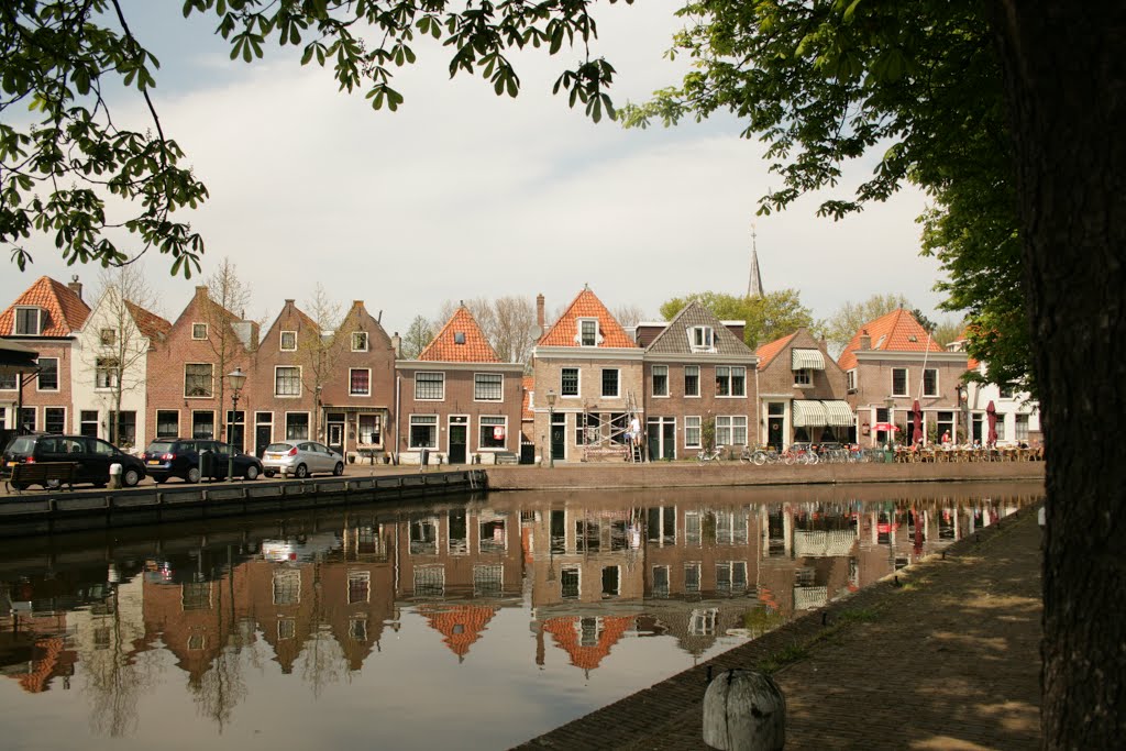 Sul - Reflejos en Canales de Spaarndam - Holland by santiul