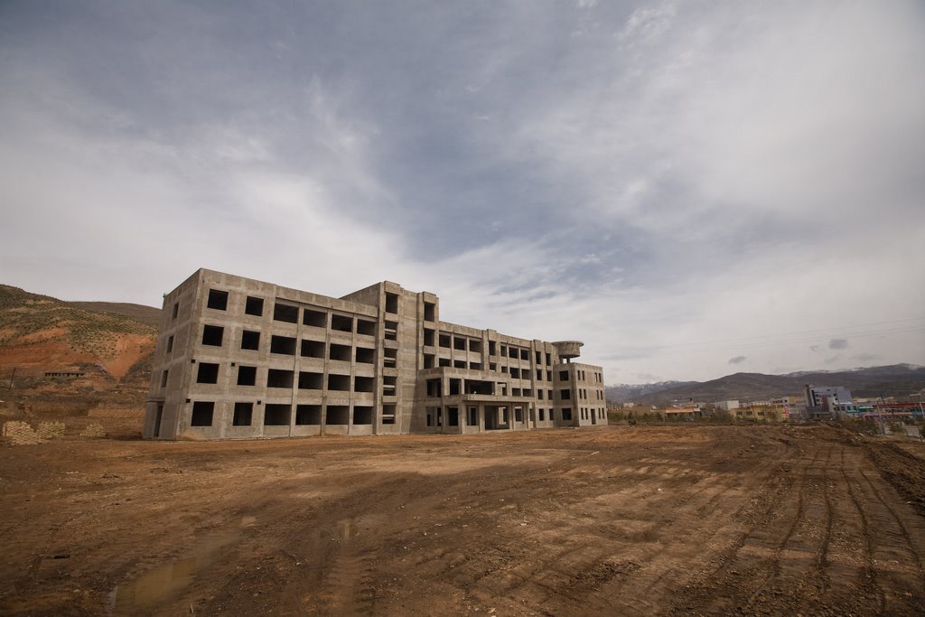 Longde, Guyuan, Ningxia, China by The Longest Way