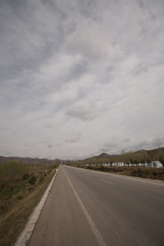 Longde, Guyuan, Ningxia, China by The Longest Way