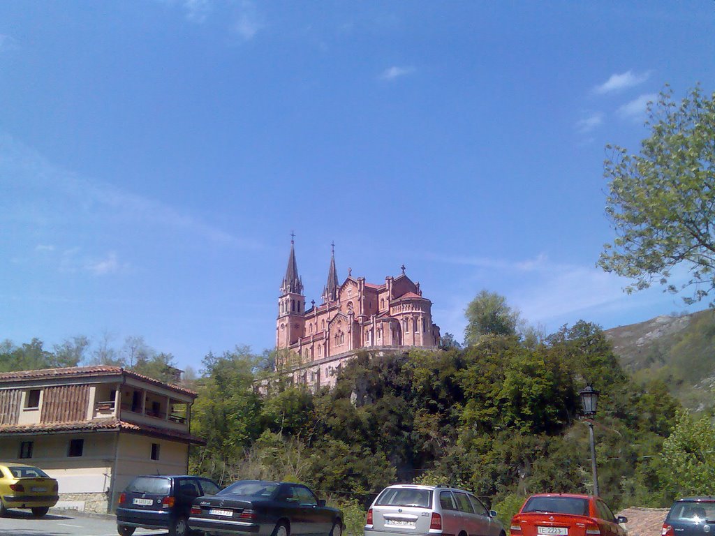 Basílica de covadonga by Alvaro Romero Novas