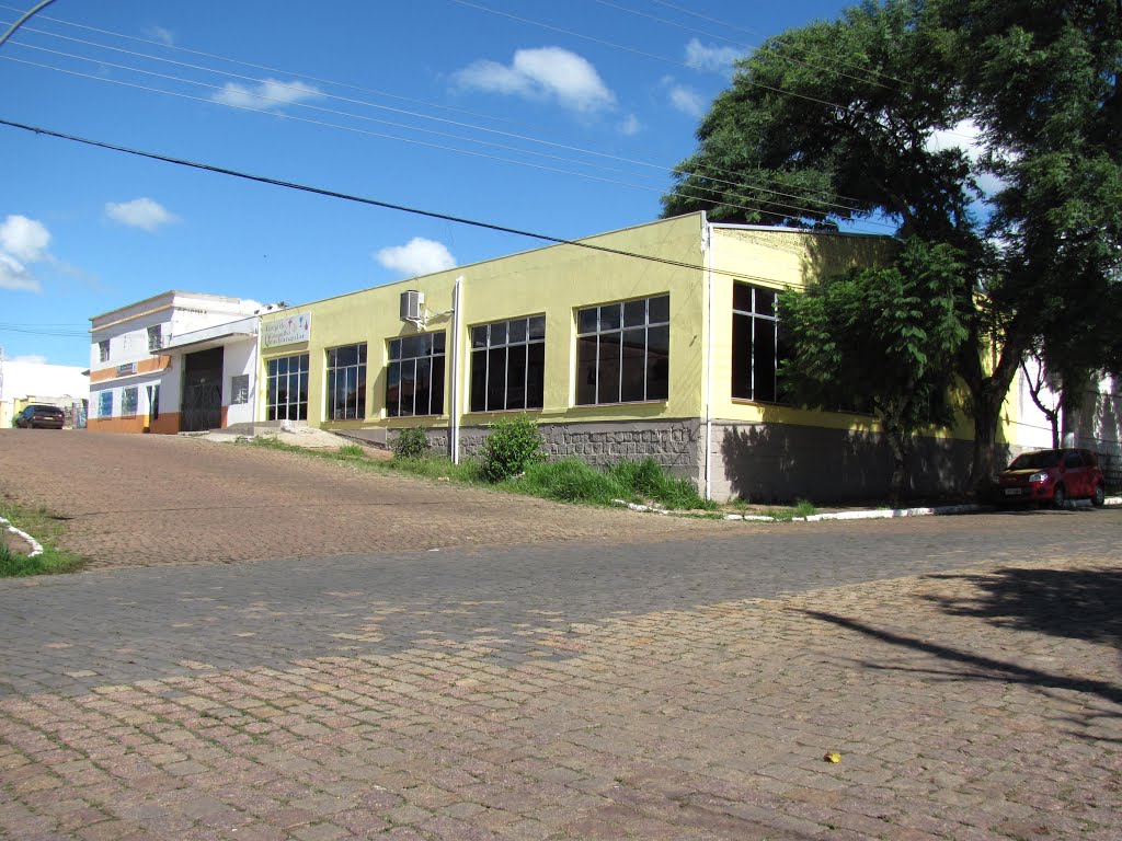 Igreja do Evangélio Quadrangular em São Jerônimo by Paulo RS Menezes