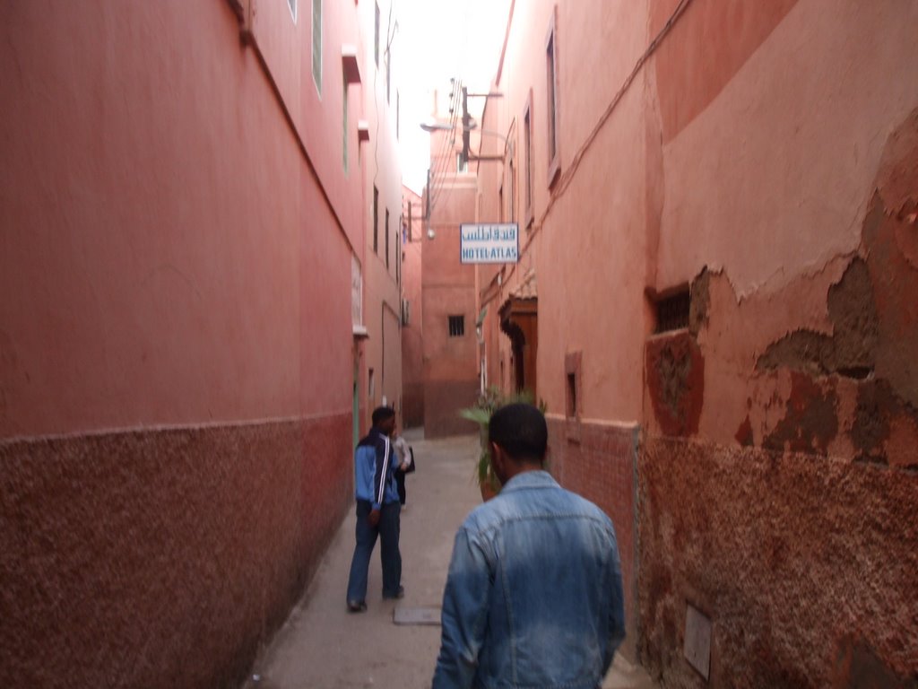 Tight Street-Marrakech by e.njoy