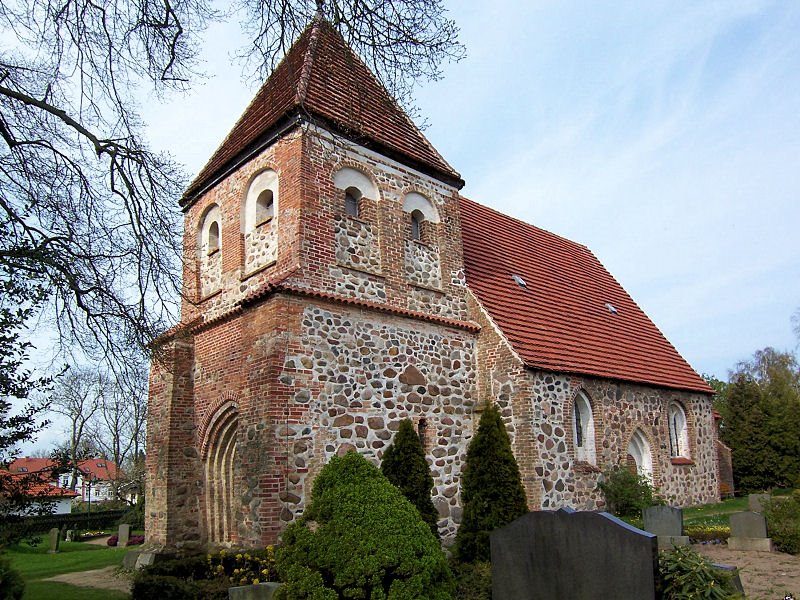 Kirche in Thulendorf by chpagenkopf