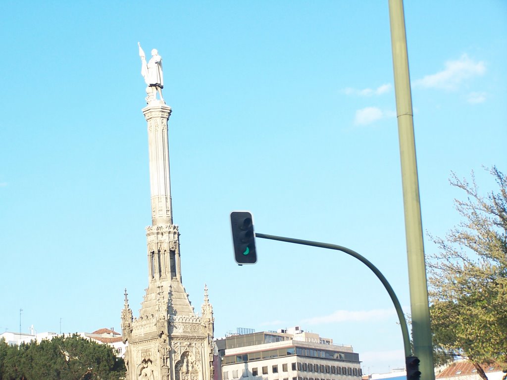 Plaza de Colón by Joaquin Alejandre