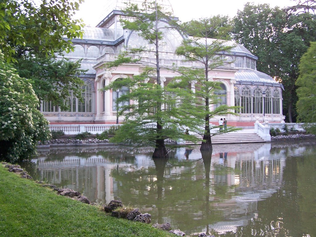 Lago --Palacio de Cristal del Retiro by Joaquin Alejandre