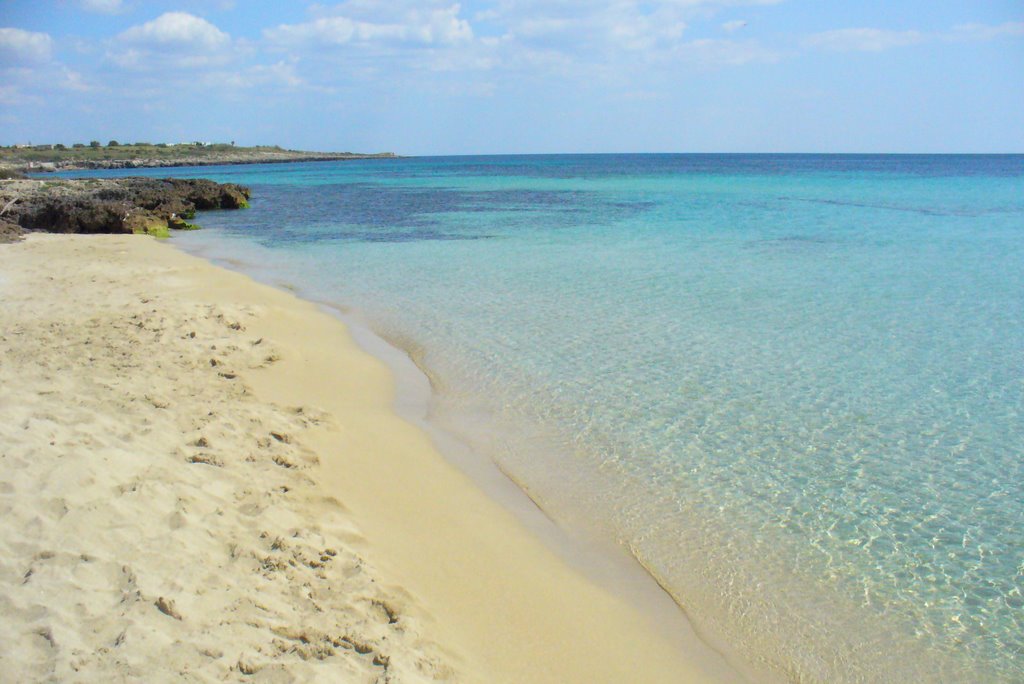 Spiaggia Sunbay, Taranto by Edoardino