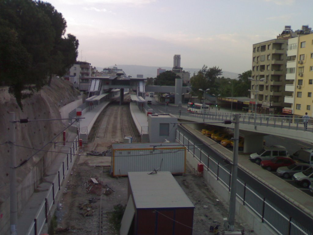 Bayraklı Yeni Metro İstasyonu by cagfis(Çağdaş Öztürk)