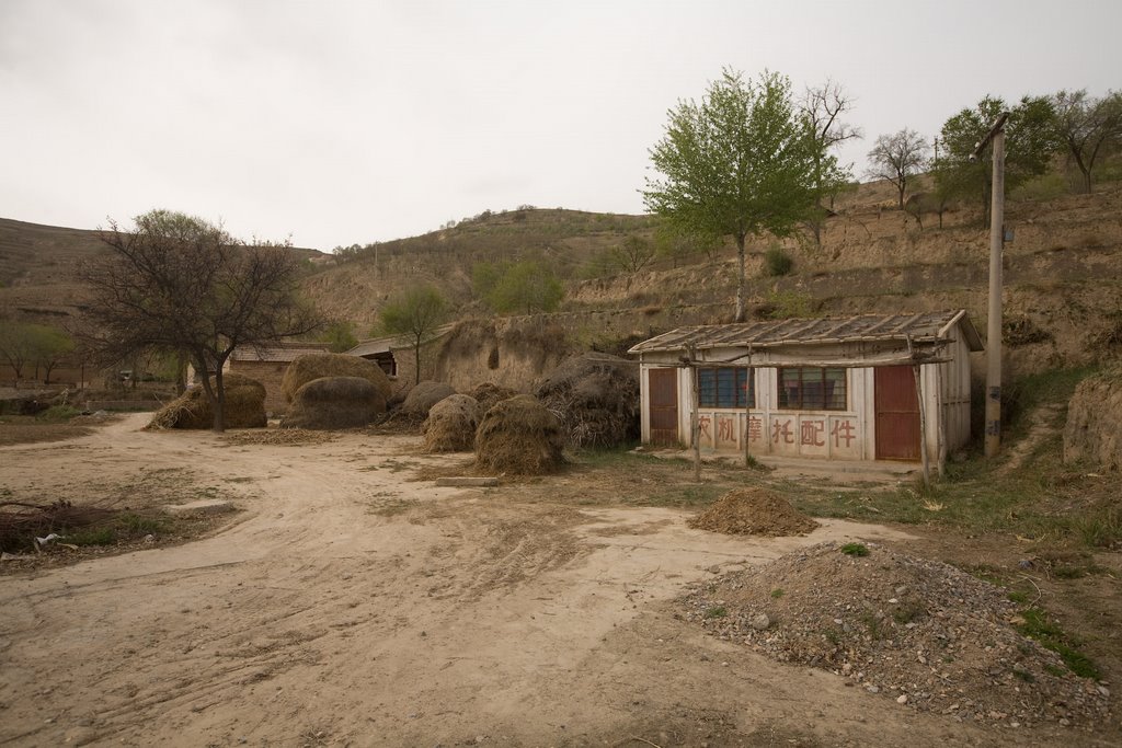 Anding, Dingxi, Gansu, China by The Longest Way