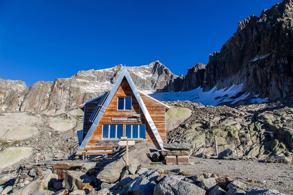 Sidelenhütte by Iwan Schrackmann