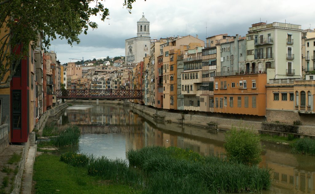 Girona - view to the old city by Jan Koláček