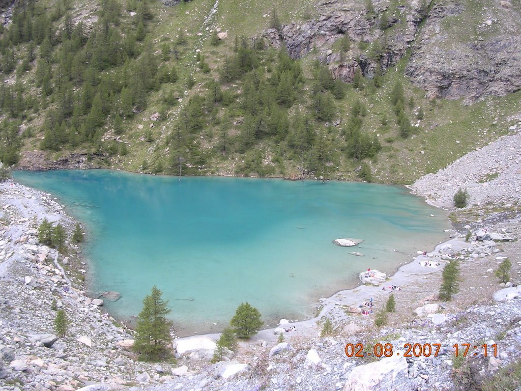 Il lago blu sopra plan de verraz by giammyetaty