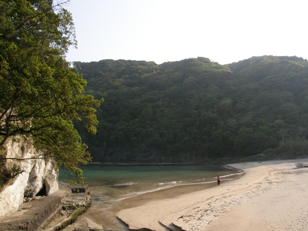 下田市　鍋田浜　大浦　shimoda nabeta beach by www.izurainbow.com