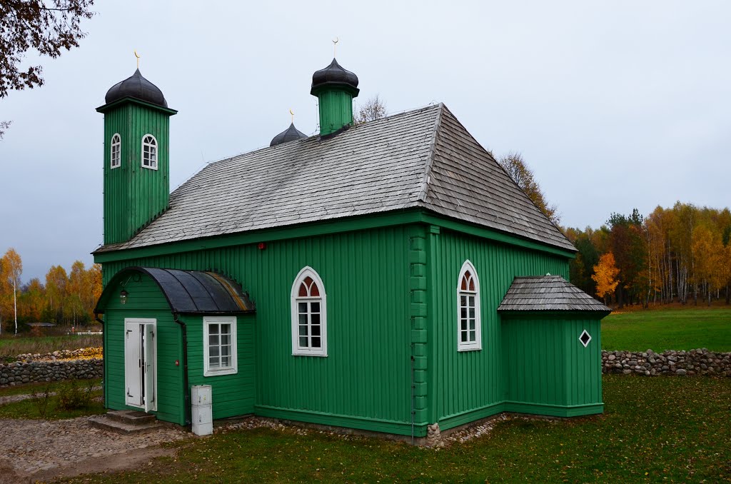 Wooden mosque in Kruszyniany by tu.andy