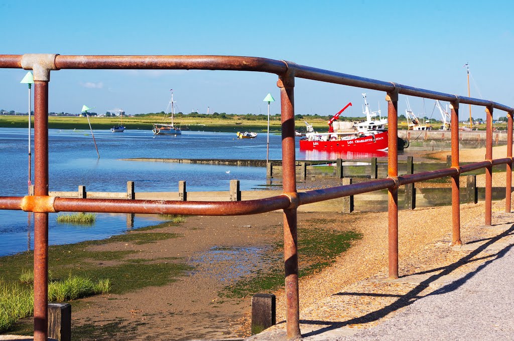 "Leigh-on-Sea" river thames. essex. aug 2013 by kinderbill