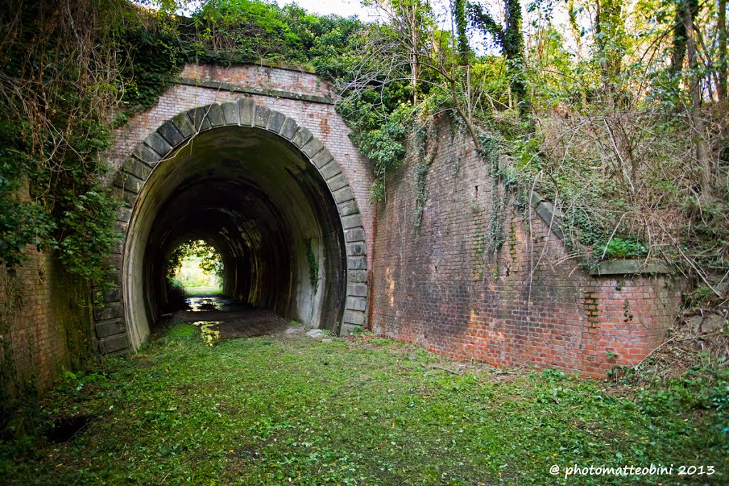 Galleria subalvea, lato Pontedera by photomatteobini.weebly.com