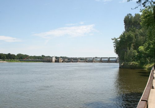 Starve Rock Park & IL. River by Rafael Manzo Jr