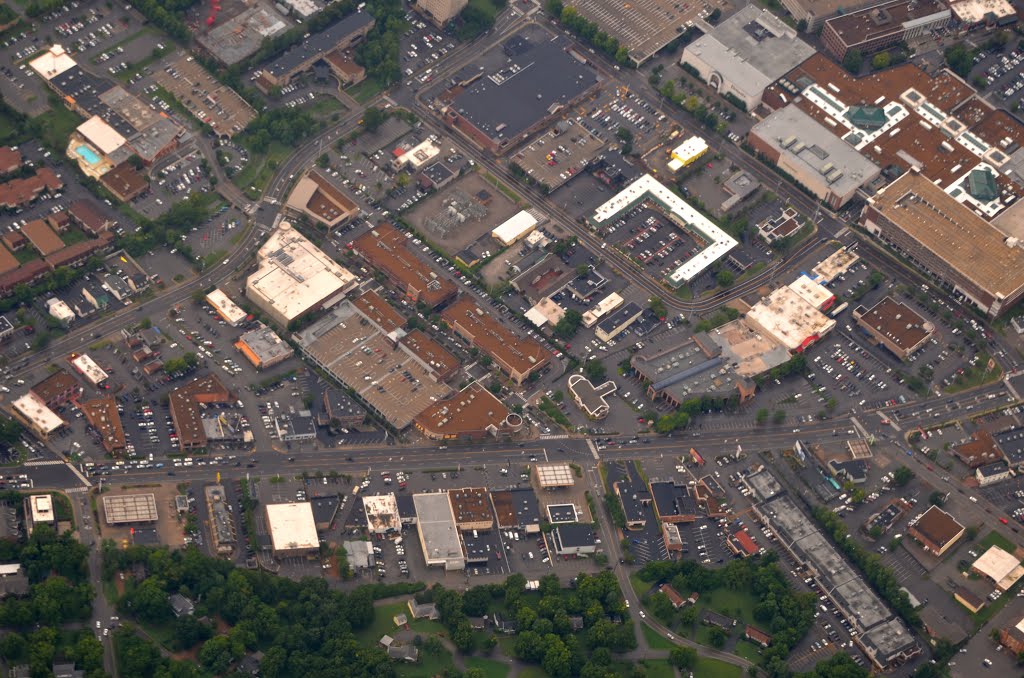 Green Hills on Hillsboro Pike by Buddy Rogers