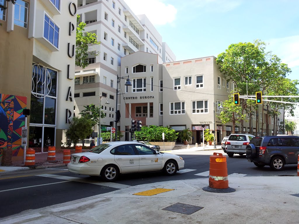 Centro Europa, Santurce, San Juan, Puerto Rico. by Reynaldo Santos