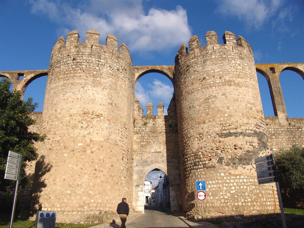 SERPA(Beja)-Portugal-Portas de Beja by Rui Simão