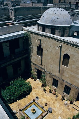 Beit wakil, qa'a (2001) by Brandhorst & Bremer