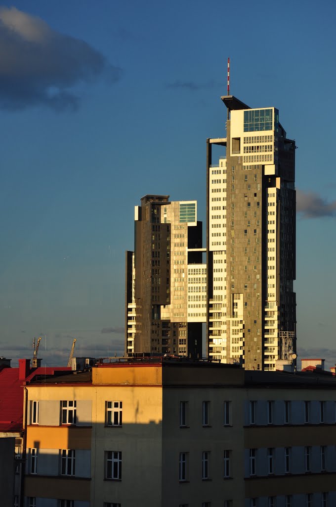 Gdynia - Sea Towers by JarekH