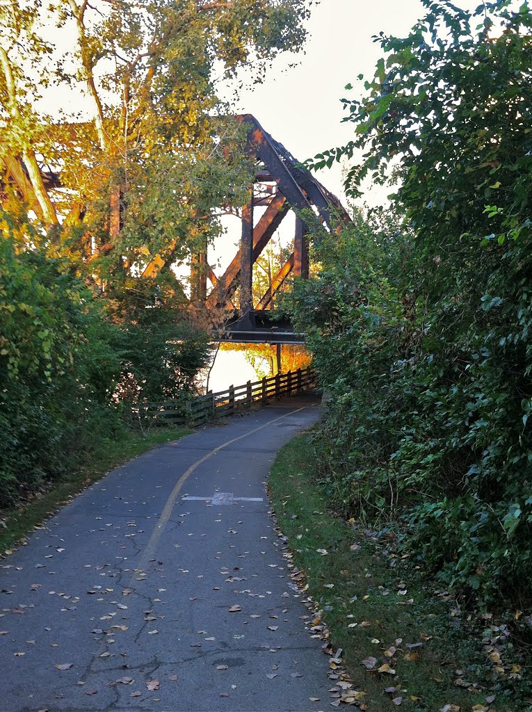 Scioto Trail by Luke Streetwalker