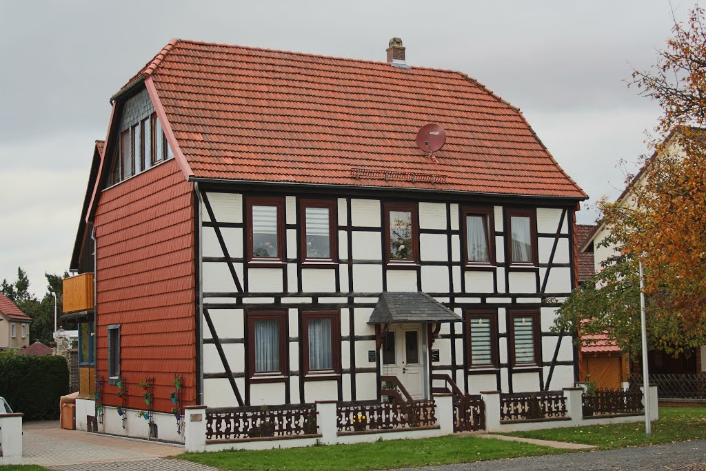 Juesholzstraße 13, 37412 Herzberg am Harz, Deutschland by Boris Gonschorek