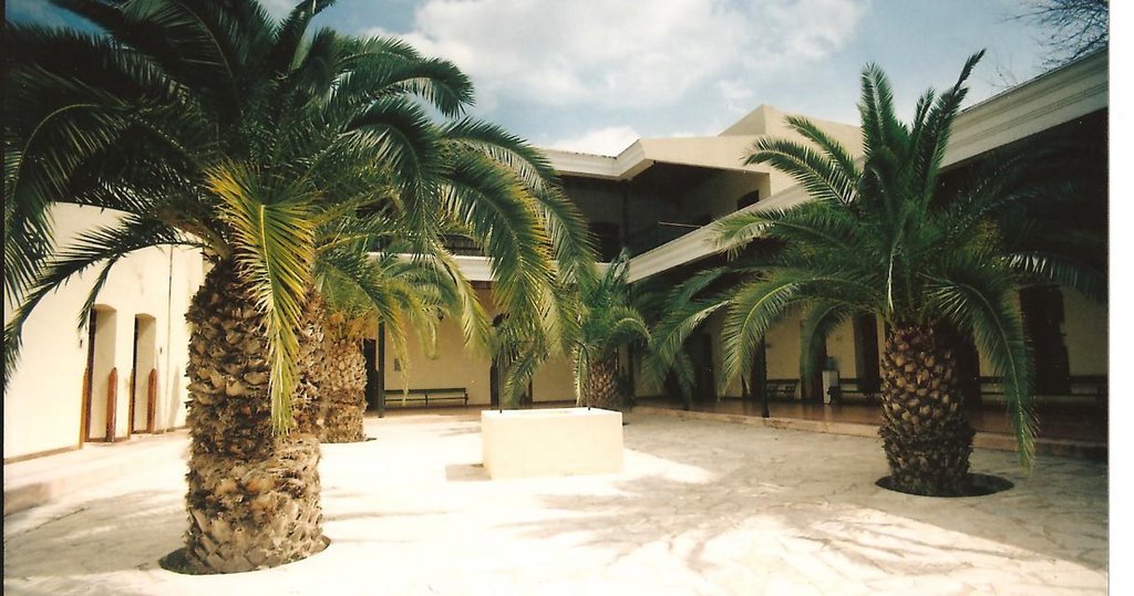 Patio, Casa de la Cultura by abnermc