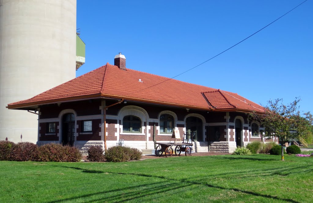 Former GTW Train Station, St. Johns, Michigan, September 2013 by archlapeer