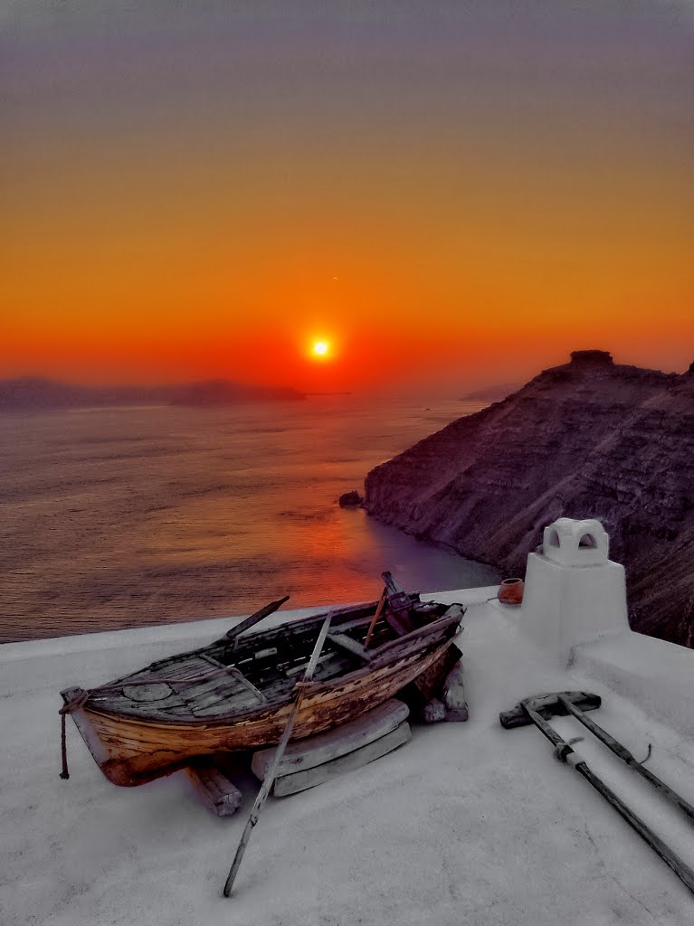 The sunset and the boat.... by Fotosense  Δ Κ