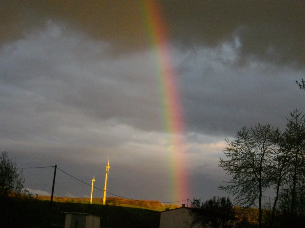 Regenbogen über Haupersweiler by Englert Oswin